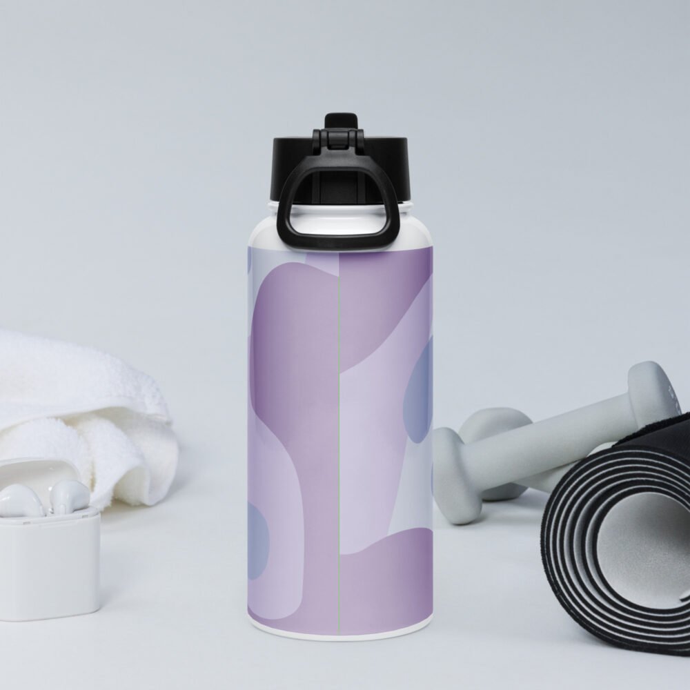 Stainless steel water bottle with a straw lid - Image 2